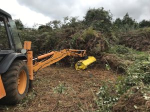 Permakultur Teneriffa - Maschineneinsatz für die Grundstruktur